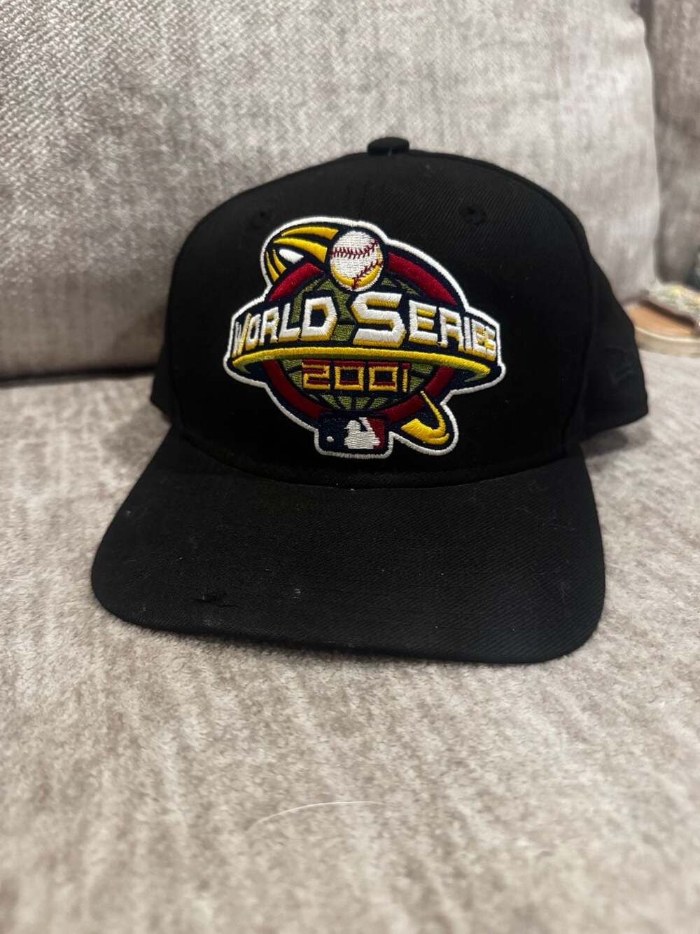 Vtg New Era 9FIFTY Original Fit 2001 World Series MLB Black Snapback Hat